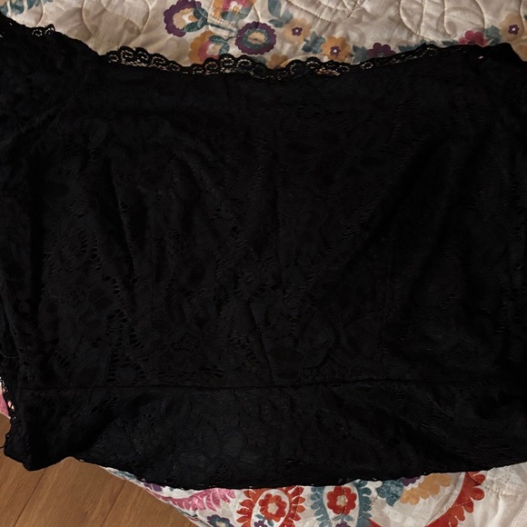 Chic Black Lace High-Low Dress - Picture 5 of 9